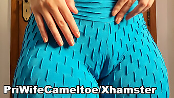 Vợ Người Brazil Khoe Mông Săn Chắc Và Cameltoe Trong Bộ Đồ Tập Thể Dục