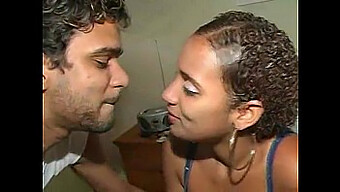 Vídeo Caseiro Quente De Casal Brasileiro