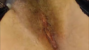 Blonde Bombshell'S Hairy Pussy In Close-Up On Webcam