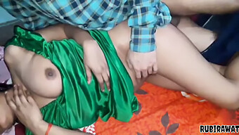 Gadis Muda Menerima Kenikmatan Anal Dan Minum Sperma Dalam Video Buatan Sendiri India