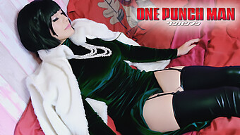 琦玉在one Punch Man中的超级拳击,角色扮演视频