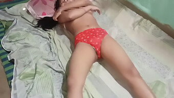 Pareja India Disfruta De Un Intenso Sexo Anal Y Placer Oral