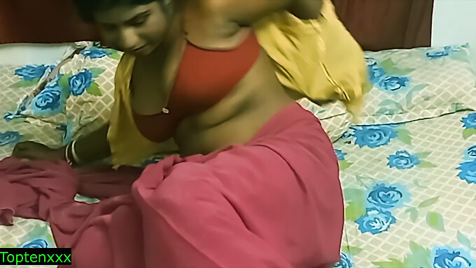 Desi Wife'S Mind-Blowing Sex With Lover Caught On Camera