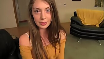 Adorable Jeune Adulte (18+) Elena Koshka